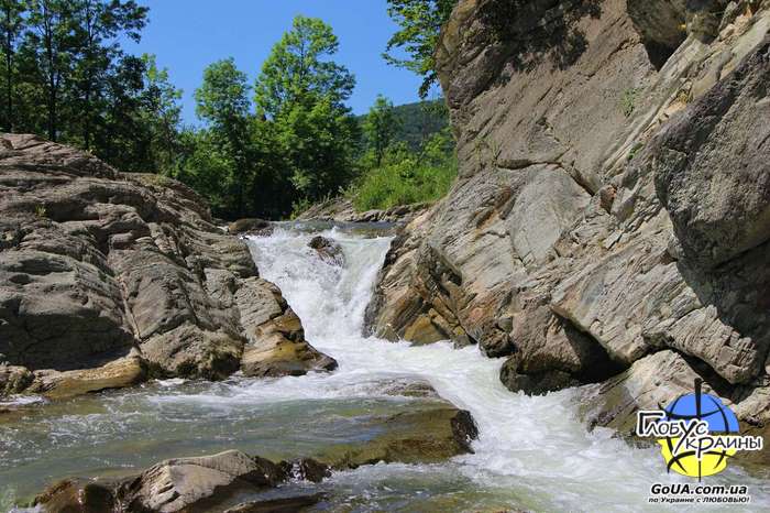 шешоры серебристе водопады